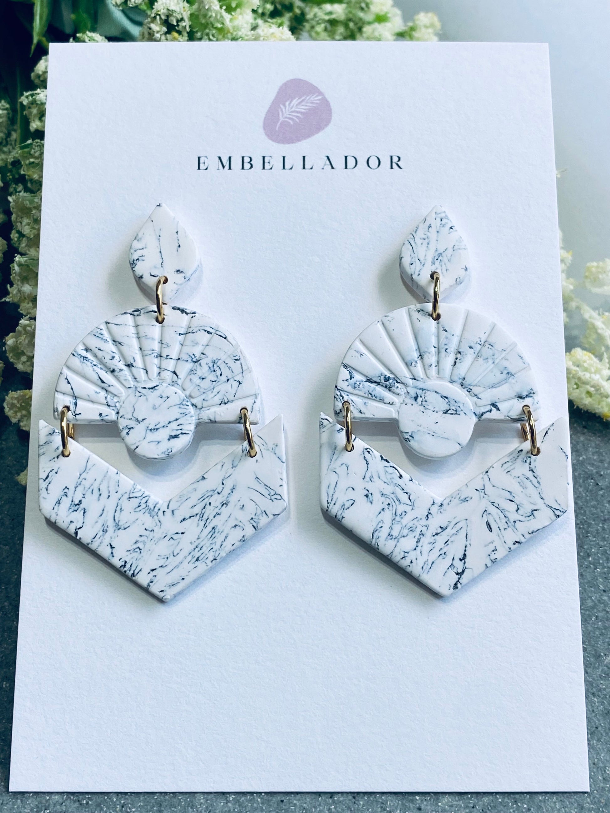 Everlyn in White Marble Jewelry Embellador 